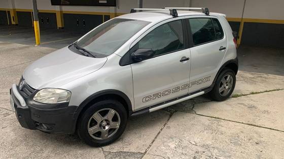 VOLKSWAGEN CROSSFOX 1.6 MI FLEX 8V 4P MANUAL